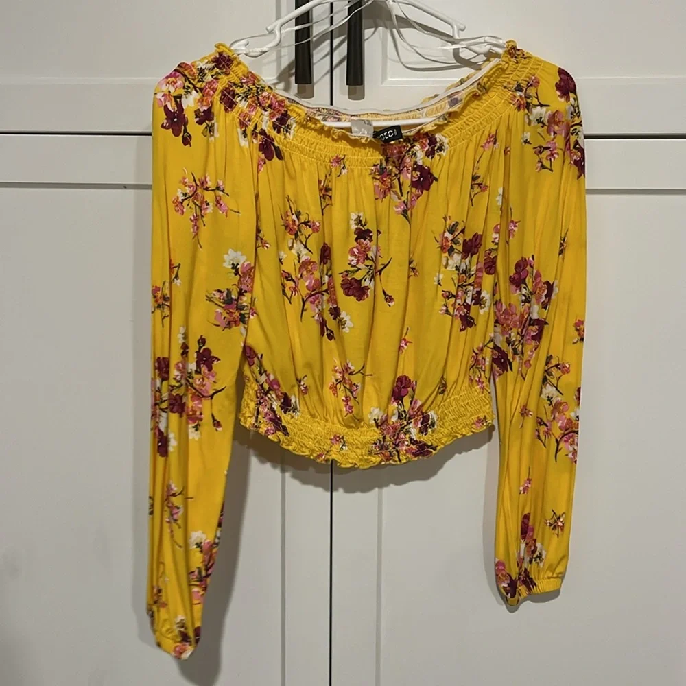 Divided H&M off the shoulder floral top - Picture 5 of 6